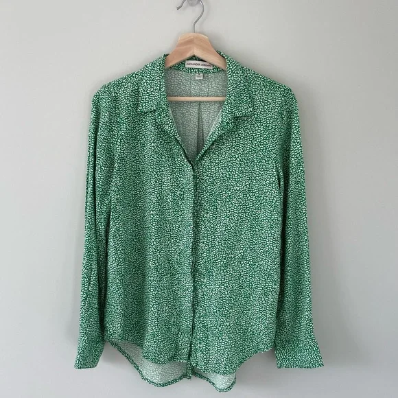 Green Leopard Pattern Blouse - Picture 1 of 3